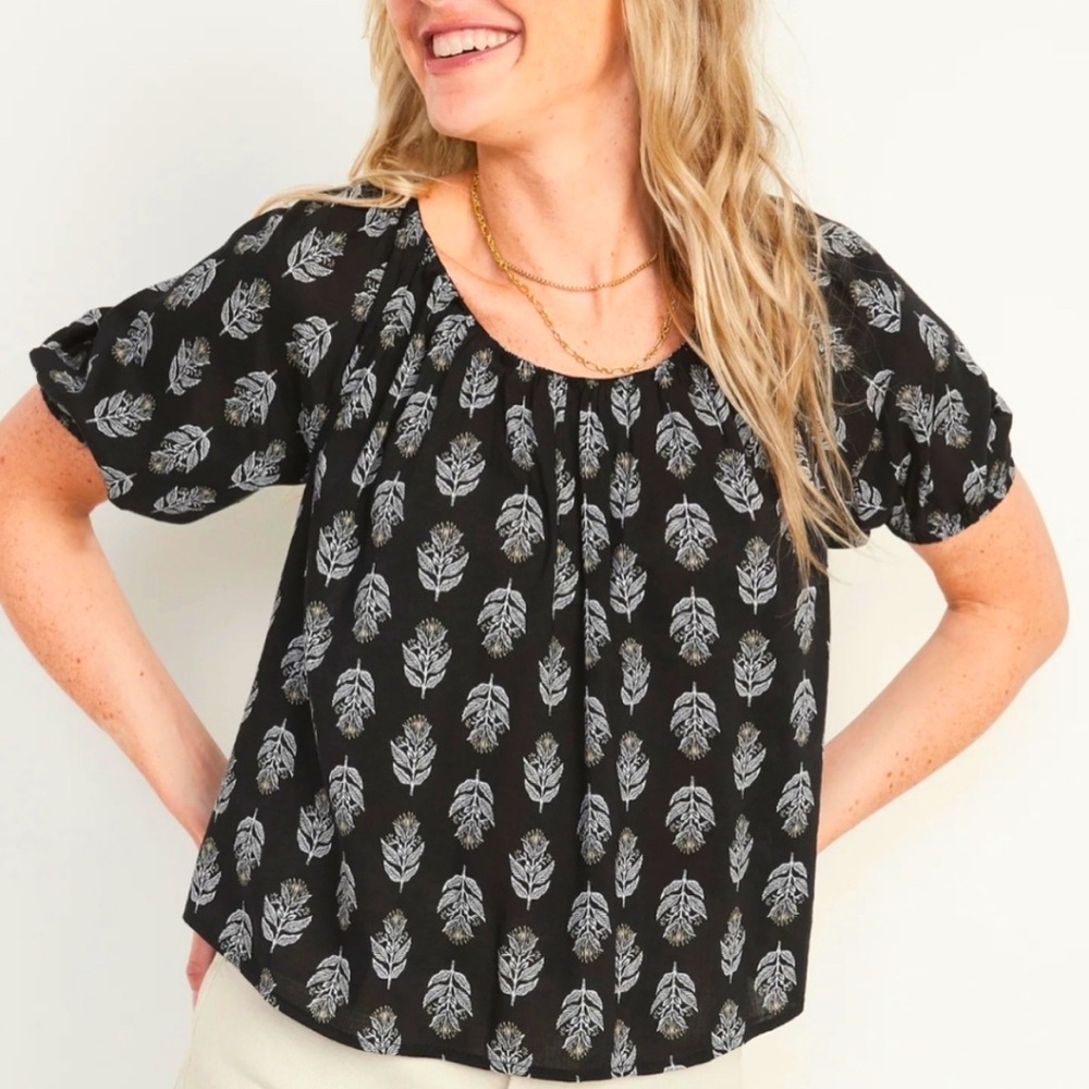 Old Navy Puff-Sleeve Floral-Print Blouse